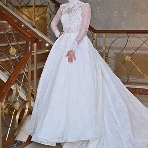 Custom made wedding dress with French chantily lace